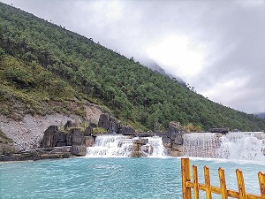 藍(lán)月谷.jpg